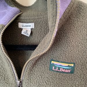 Women’s LL Bean Pullover Medium